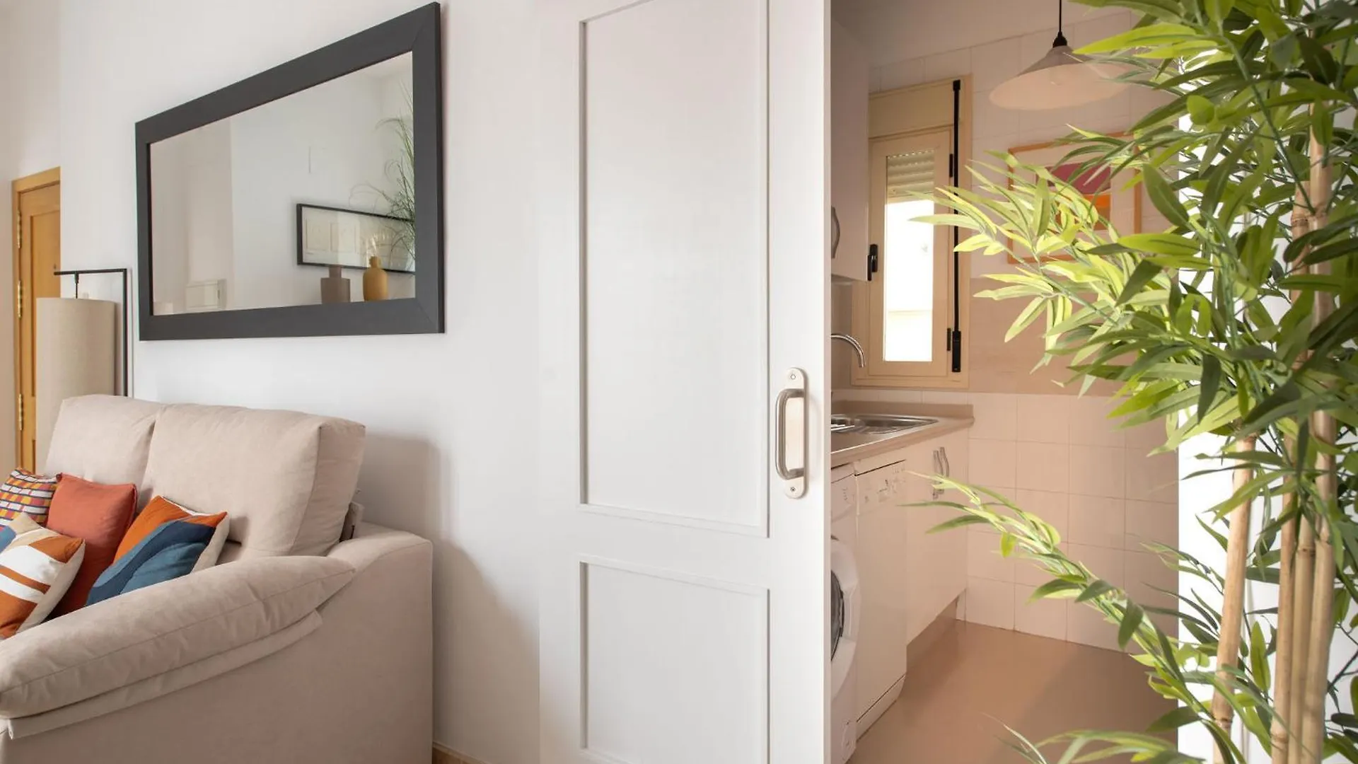 Duque Cornejo Suite Apartment 塞维利亚